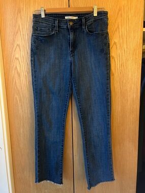 Women's Levi’s Dark Blue Cropped Straight Jeans